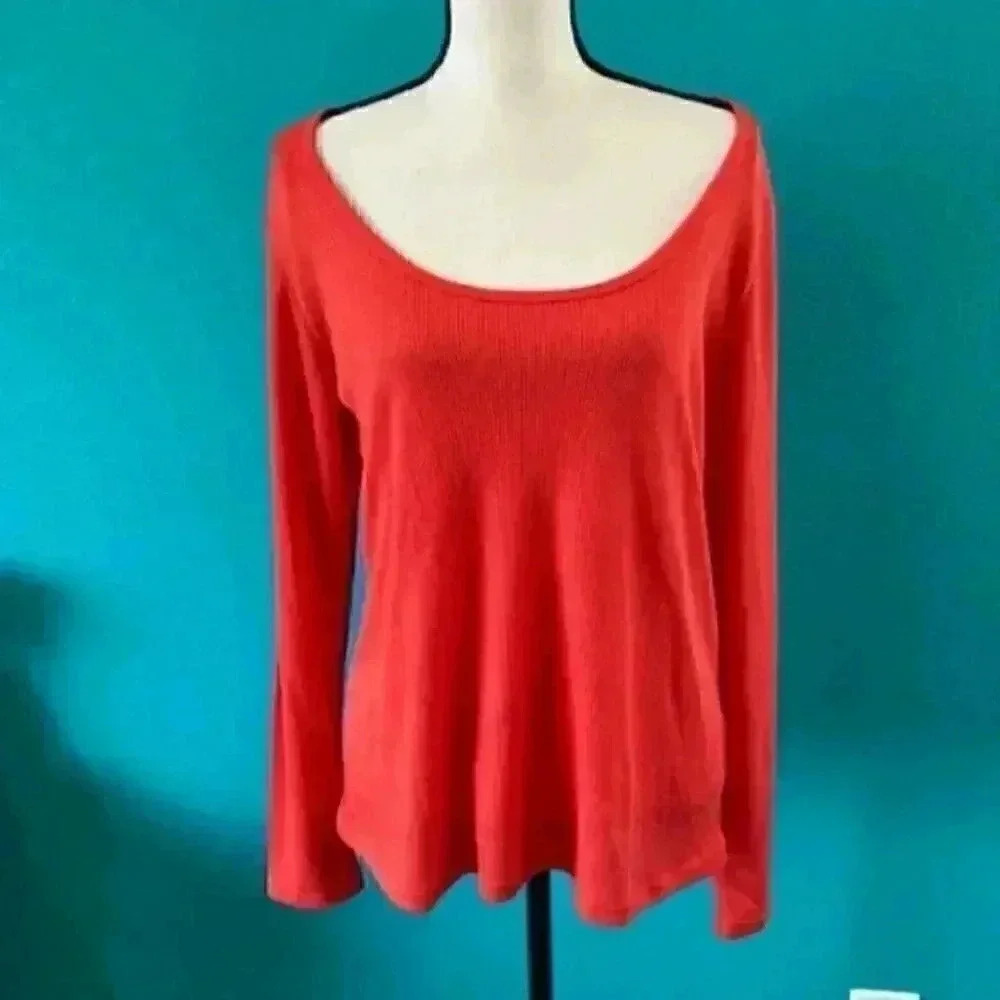 New with tags Jenni intimates long sleeve shirt in color papaya punch